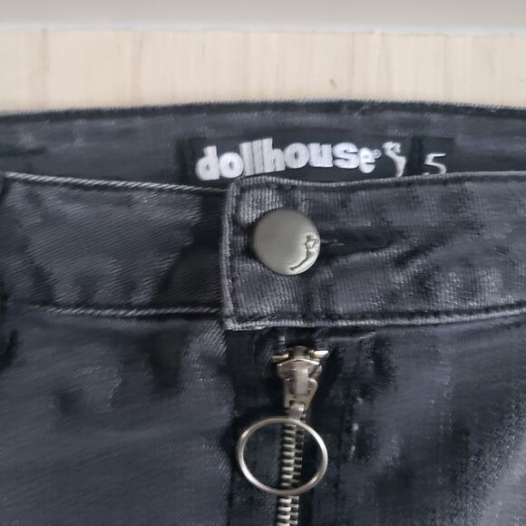 Dollhouse Denim Skirt Womens 5 Black Jean Distressed Zipper Front Mini 32x14 - Picture 6 of 7